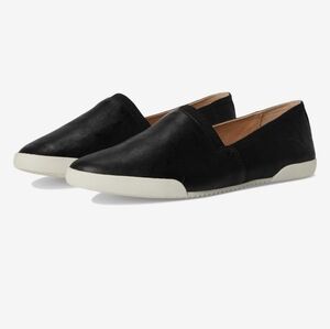 FRYE Melanie Black Leather Slip-on 9